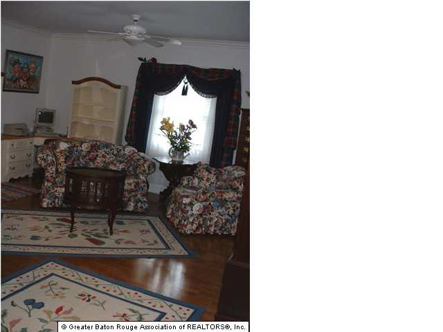 17618 Brookcrest Avenue Baton Rouge, LA 70817 - Photo 8 of 9 Gallery Image 8