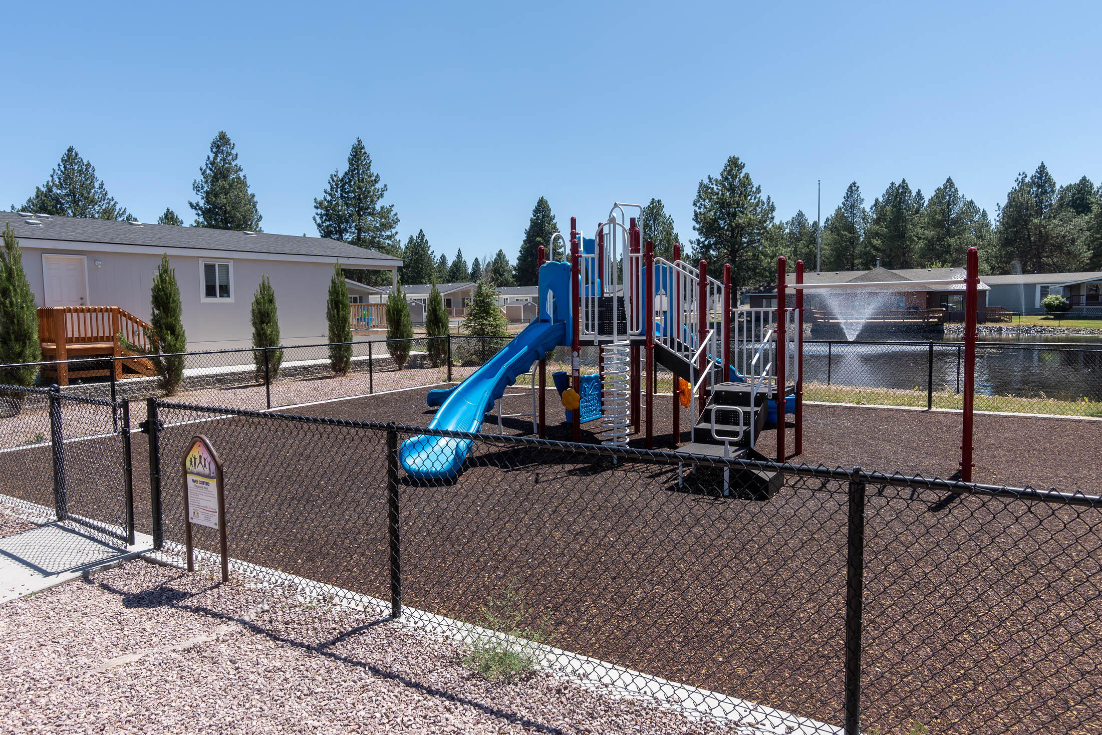 61000 Brosterhous Road, Unit 516 Bend, OR 97702 - Photo 28 of 31 community playground