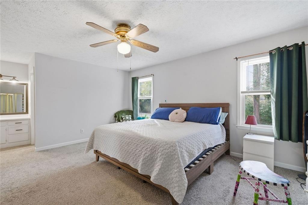 993 Medina Drive Southwest Lilburn, GA 30047 - Photo 22 of 58