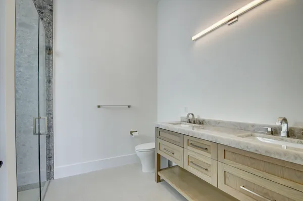 $10,500 | 901 Upland Road, West Palm Beach, FL 33401