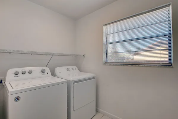 $2,400 | 12449 Westhampton Circle, Wellington, FL 33414