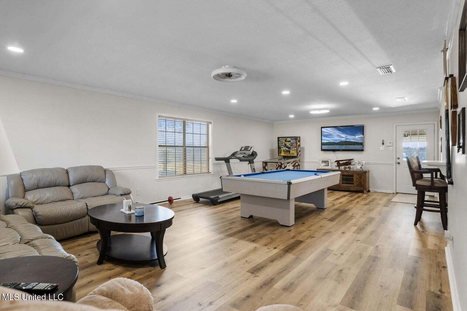 113 Lucas Road Sumrall, MS 39482 - Photo 25 of 52 Game Room/Family Room View 2