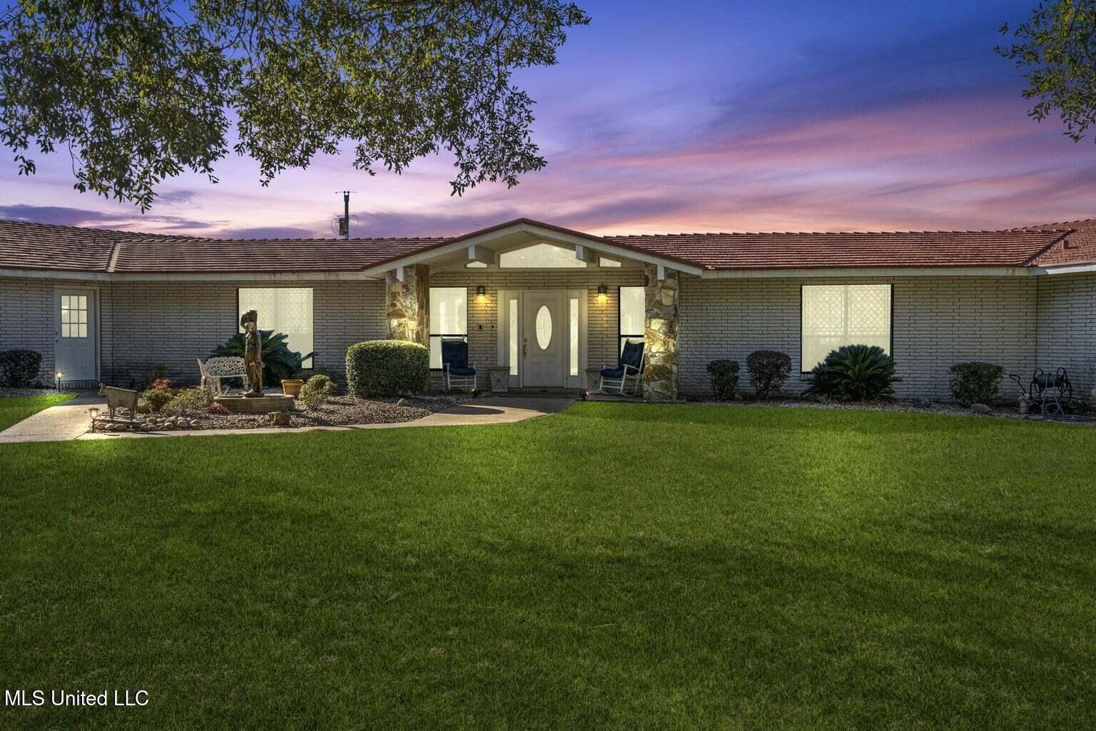 113 Lucas Road Sumrall, MS 39482 - Photo 3 of 52 Front View of Home 2