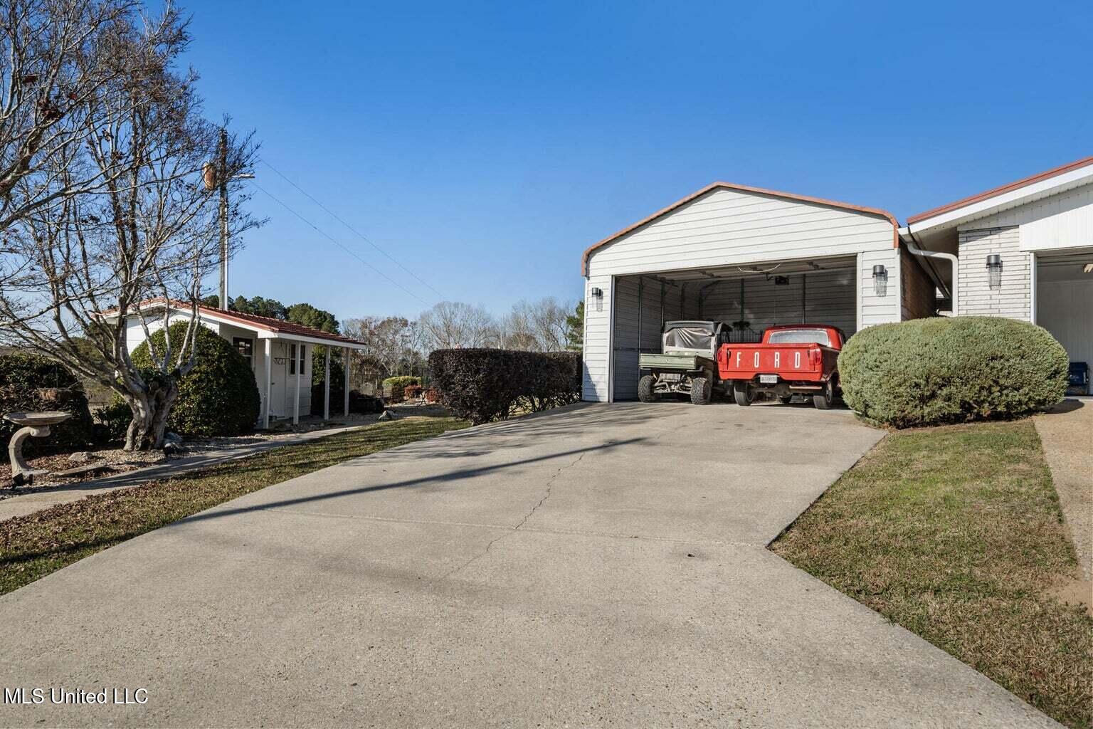 113 Lucas Road Sumrall, MS 39482 - Photo 50 of 52 2 Double Garages