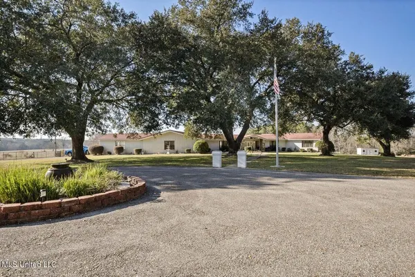 $488,800 | 113 Lucas Road, Sumrall, MS 39482