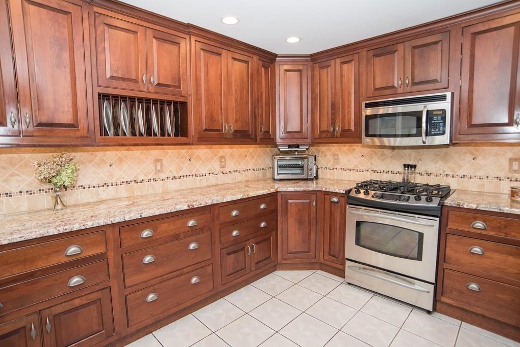123 Robin Ridge Drive Agawam, MA 01030 - Photo 11 of 42 Gallery Image 11
