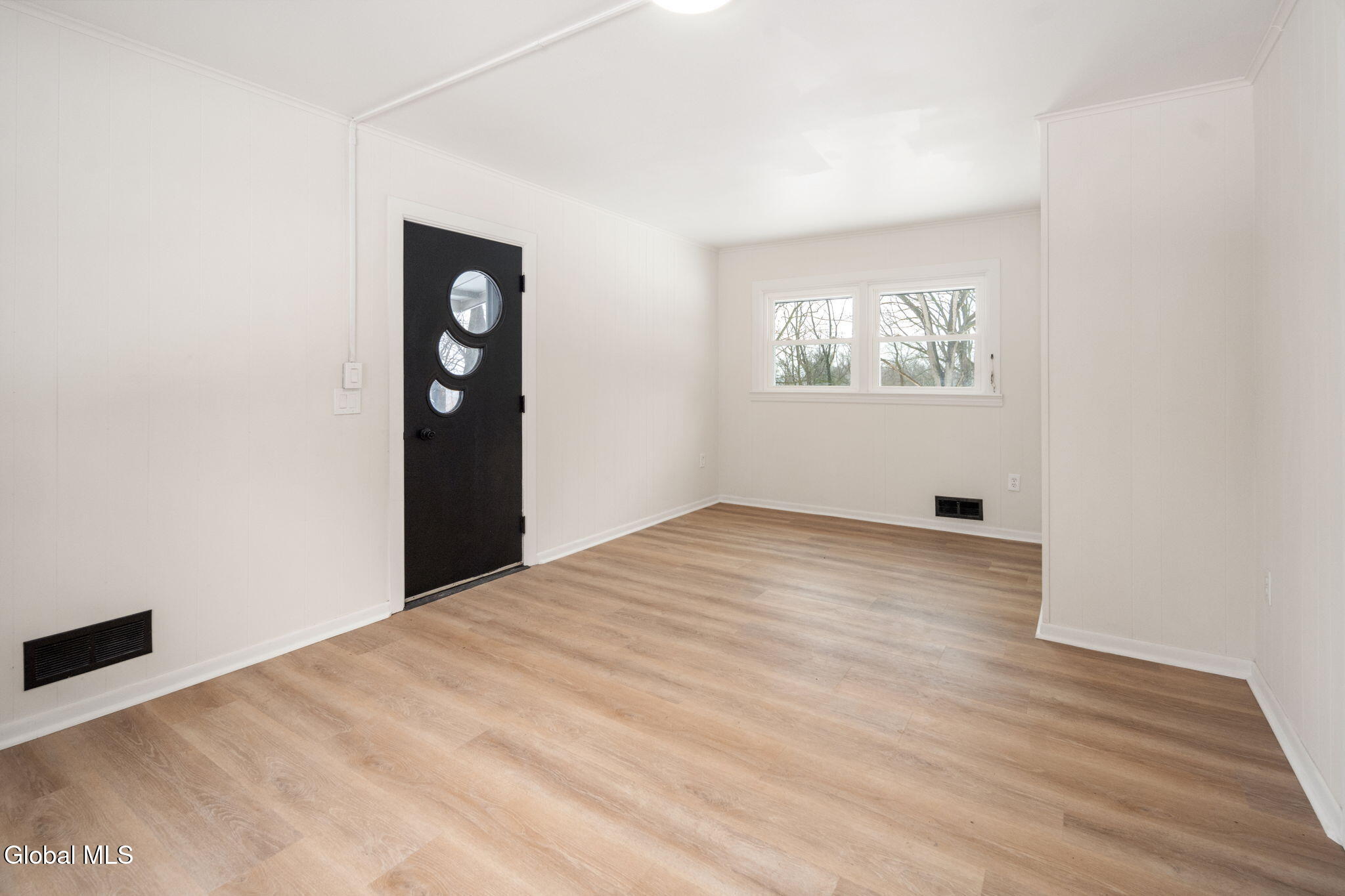 23 Brickyard Road Troy, NY 12182 - Photo 28 of 32 17-23BrickyardRd_17