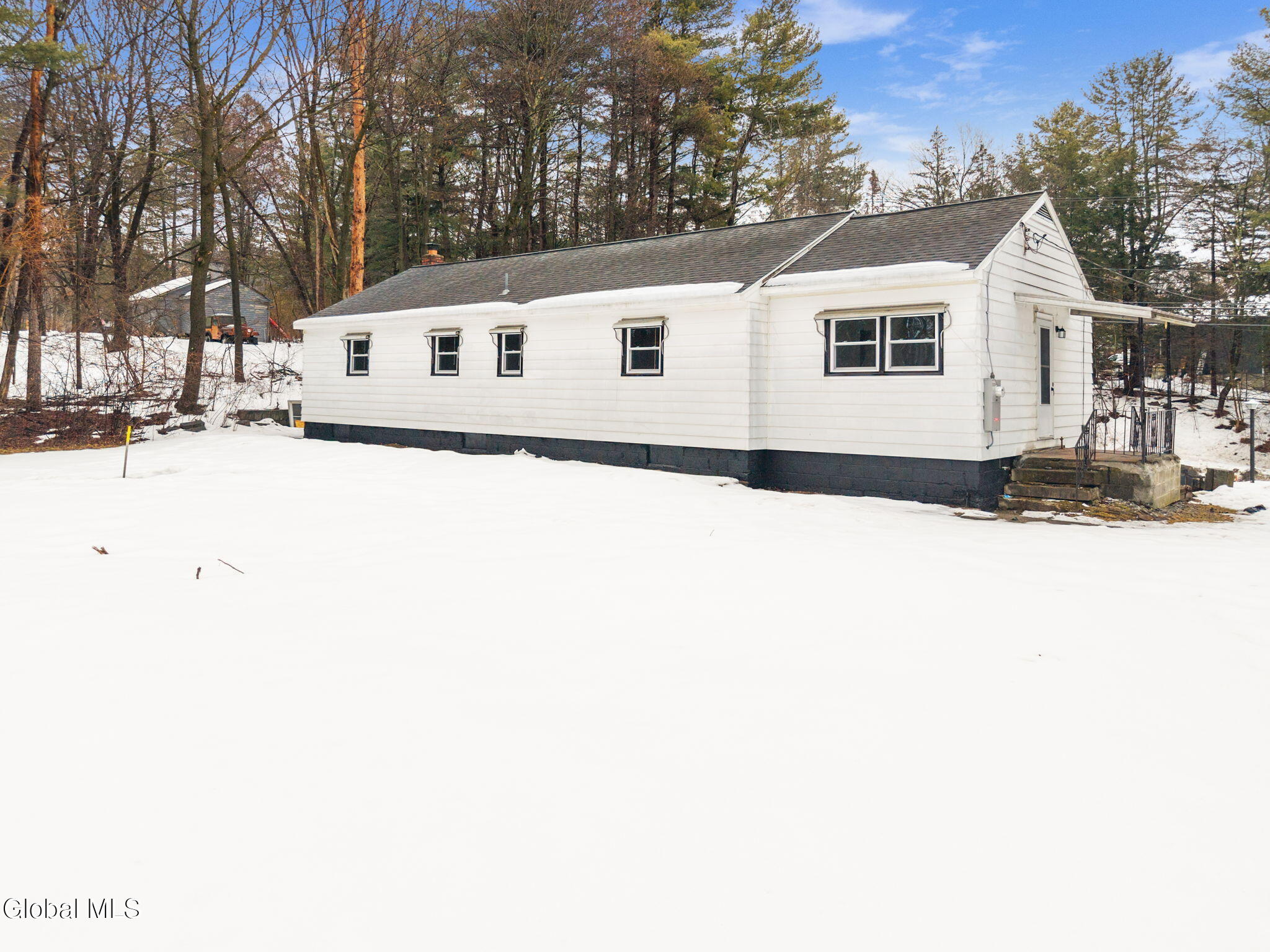 23 Brickyard Road Troy, NY 12182 - Photo 5 of 32 34-23BrickyardRd_34