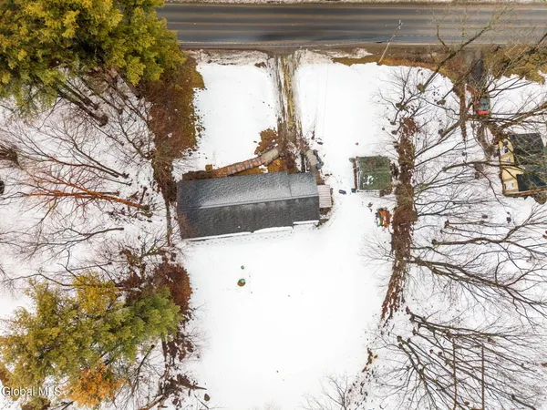 $279,999 | 23 Brickyard Road, Troy, NY 12182