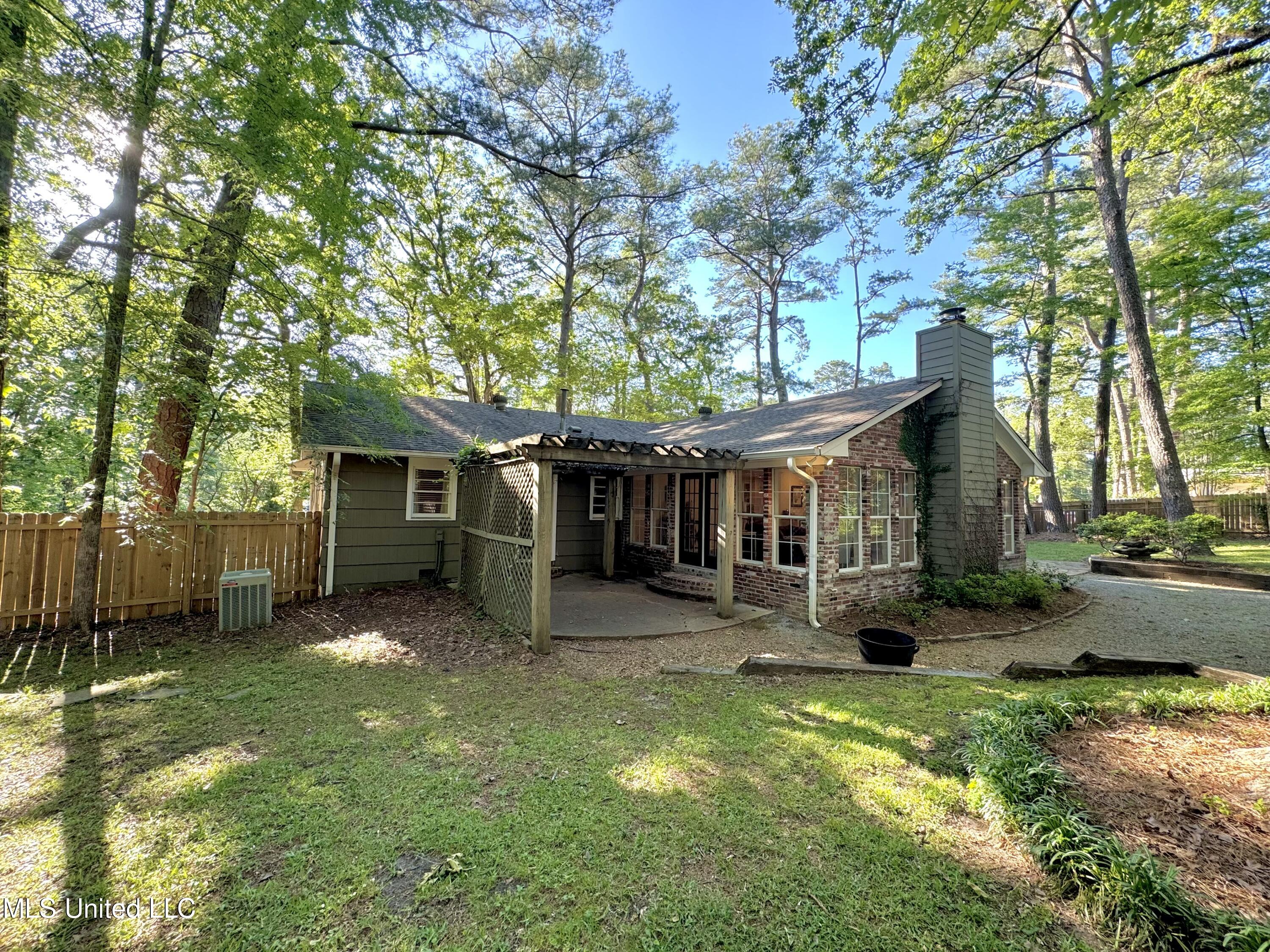 4352 East Ridge Drive Jackson, MS 39211 - Photo 20 of 24 19Photo Apr 23 2024, 5 27 39 PM