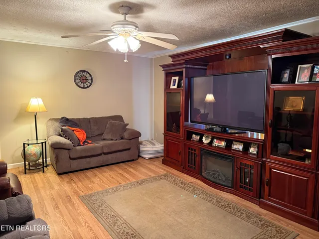 $325,000 | 103 Ratledge Road, Sweetwater, TN 37874