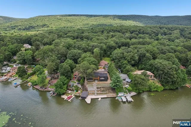 $2,499,997 | 12 Rocky Point Road, West Milford, NJ 07421