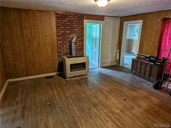 $60,000 | 270 Clinton Street, Bennington, NY 14037