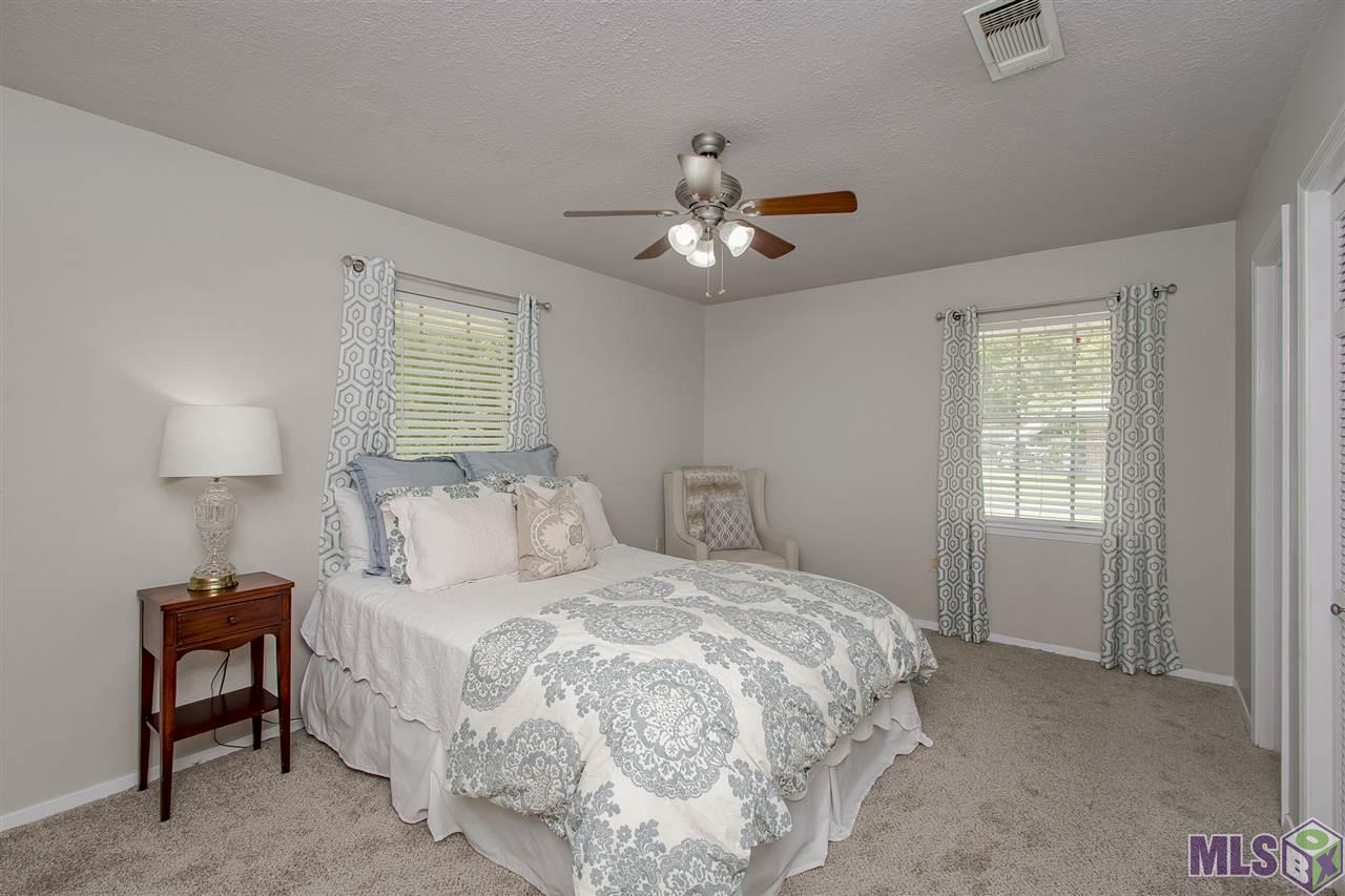9256 Bermuda Avenue Baton Rouge, LA 70810 - Photo 18 of 23