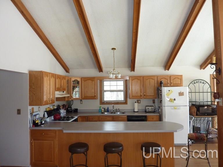 85 East Wilderness Road Negaunee, MI 49866 - Photo 5 of 22 Gallery Image 5