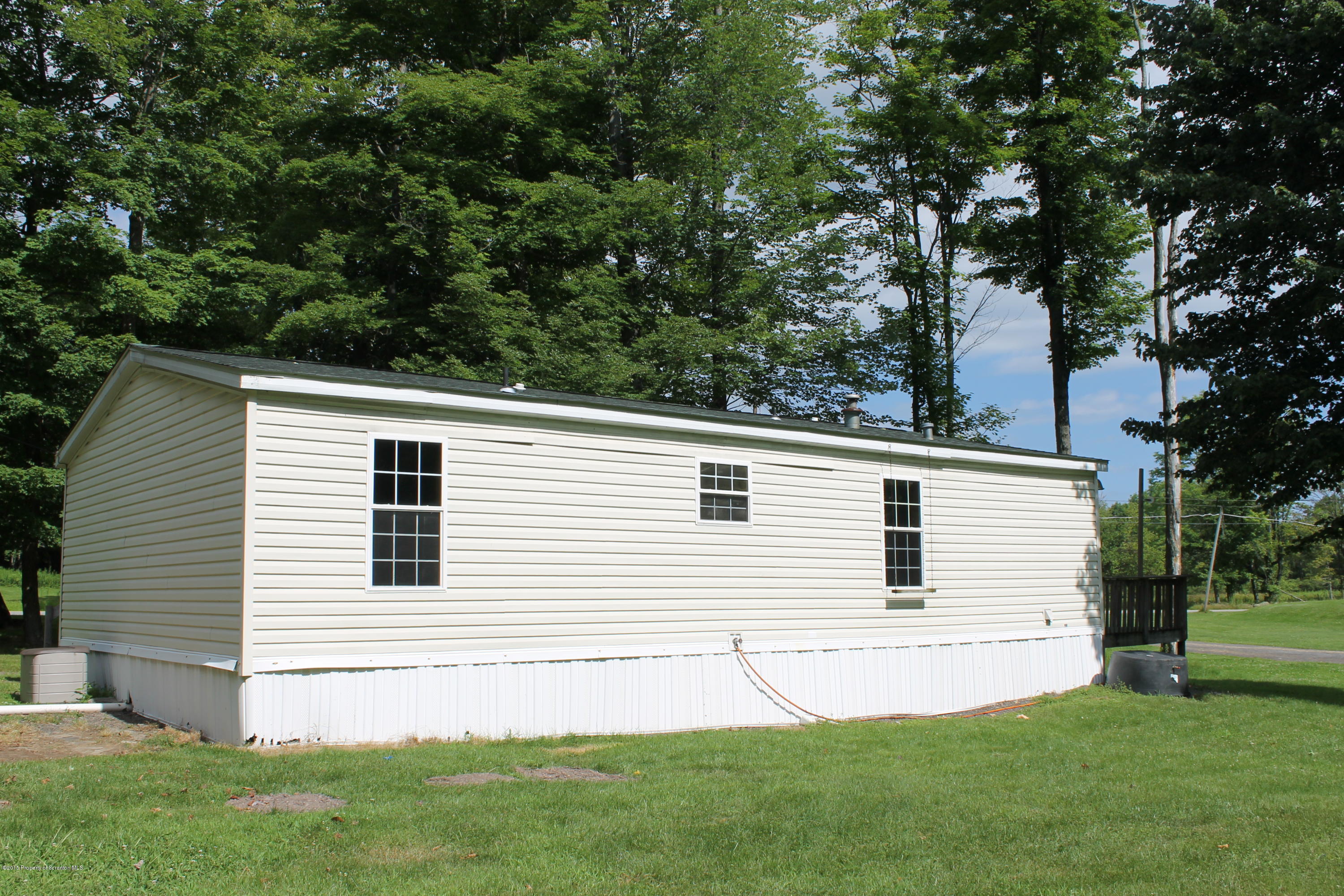 418 Stock Farm Road Lake Ariel, PA 18436 - Photo 11 of 13 Gallery Image 11