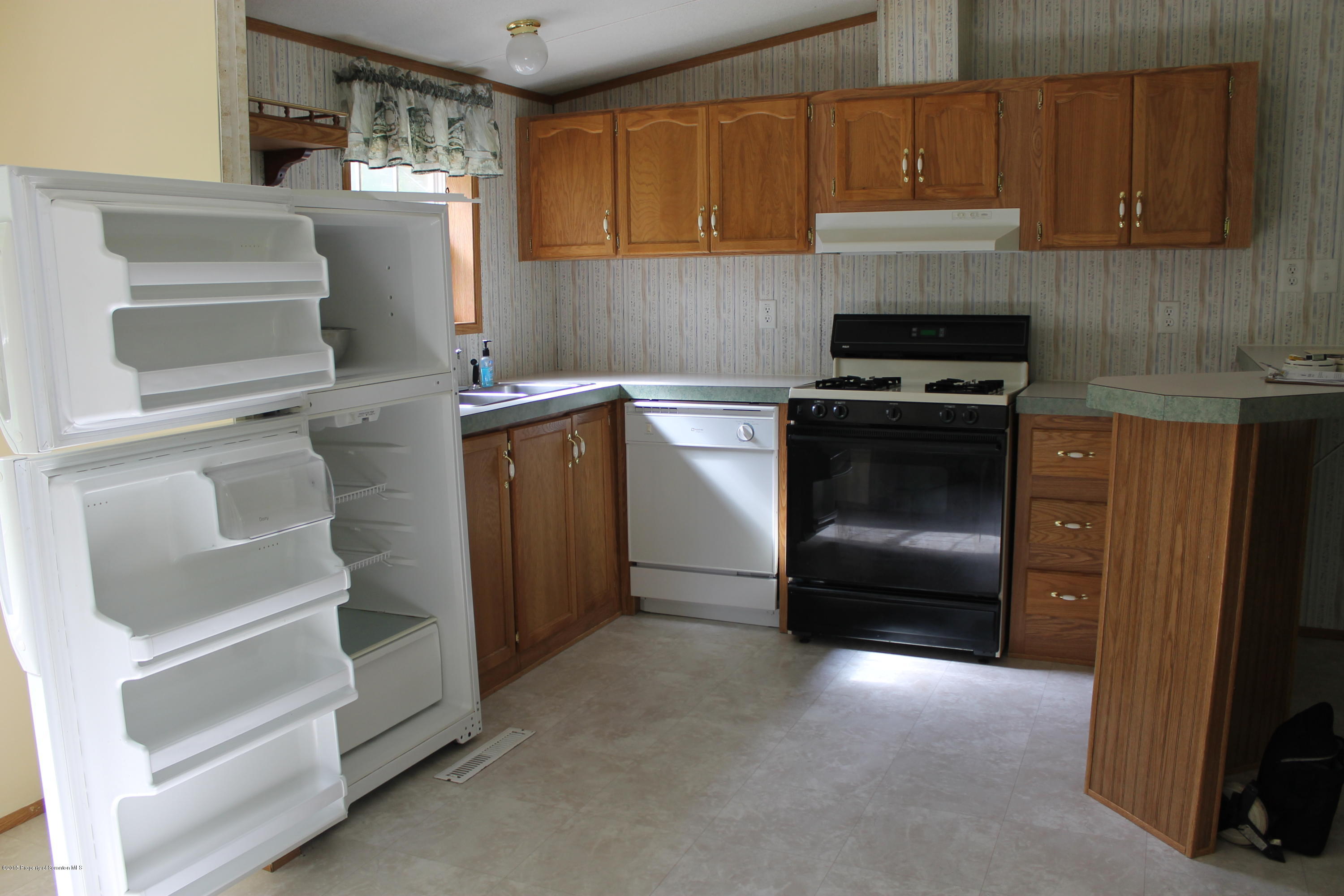418 Stock Farm Road Lake Ariel, PA 18436 - Photo 3 of 13 Gallery Image 3