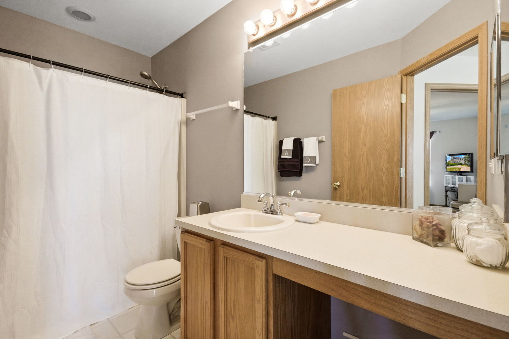 59 Freesia Court Romeoville, IL 60446 - Photo 20 of 63