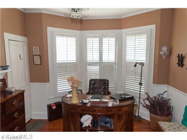 310 Lake Leonard Road Lexington, NC 27295 - Photo 11 of 16 Den/Family/Great Room.