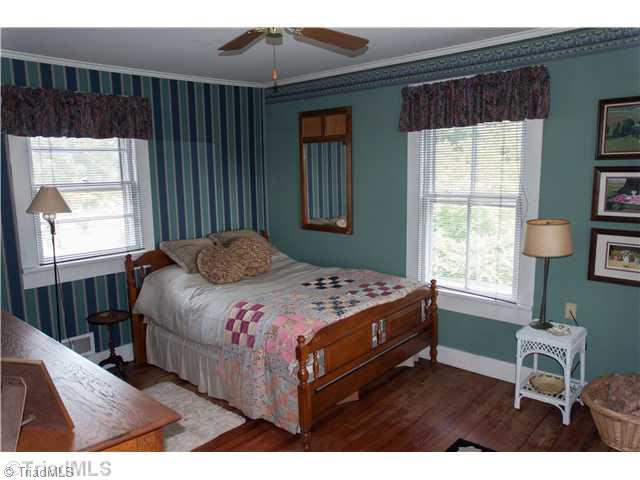 310 Lake Leonard Road Lexington, NC 27295 - Photo 13 of 16 2nd Bedroom.
