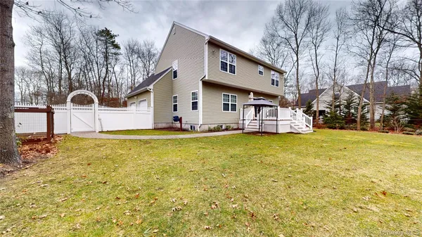 $829,000 | 186 Bernstein Boulevard, Center Moriches, NY 11934