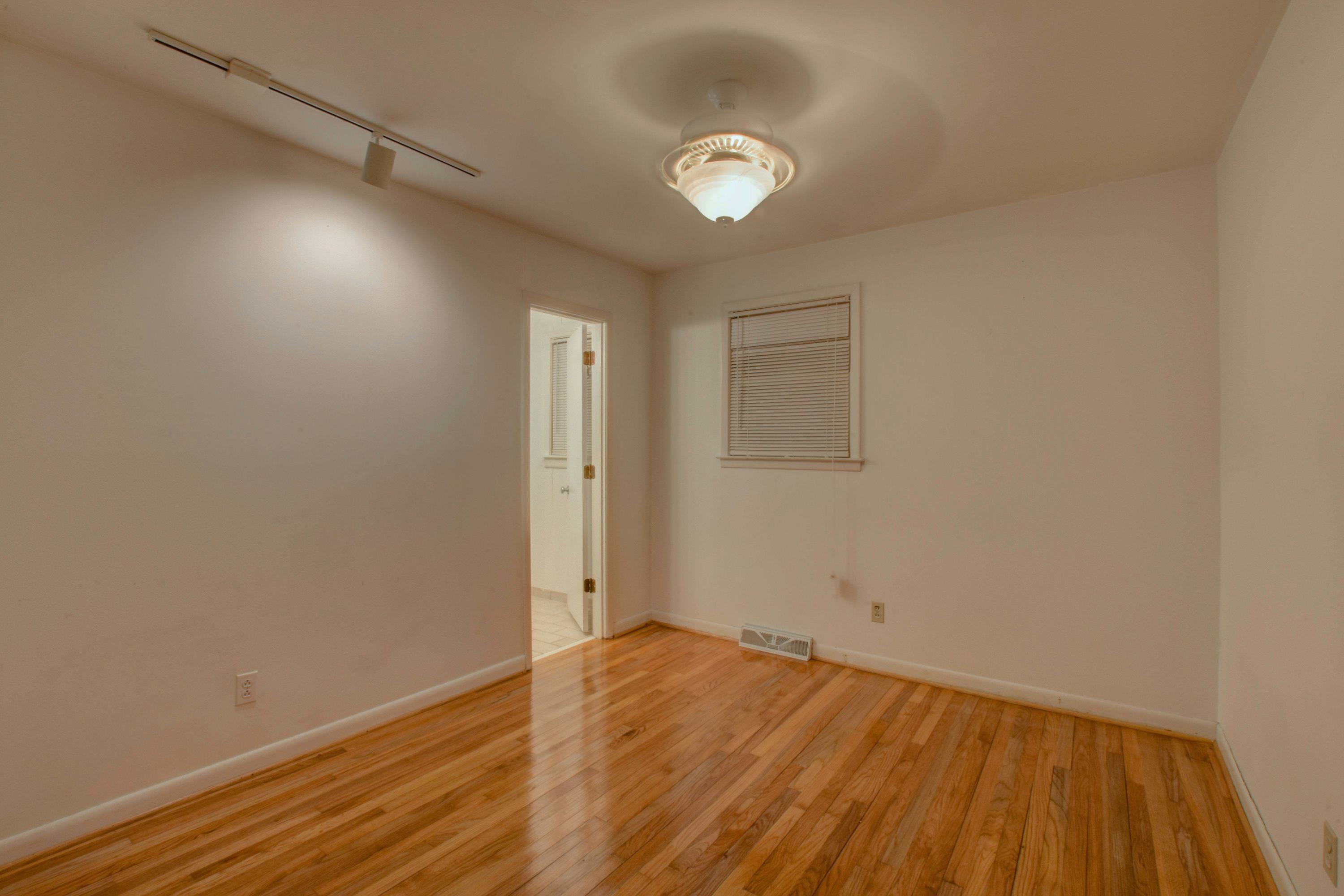 1124 John Rutledge Avenue Hanahan, SC 29410 - Photo 16 of 21 1-28