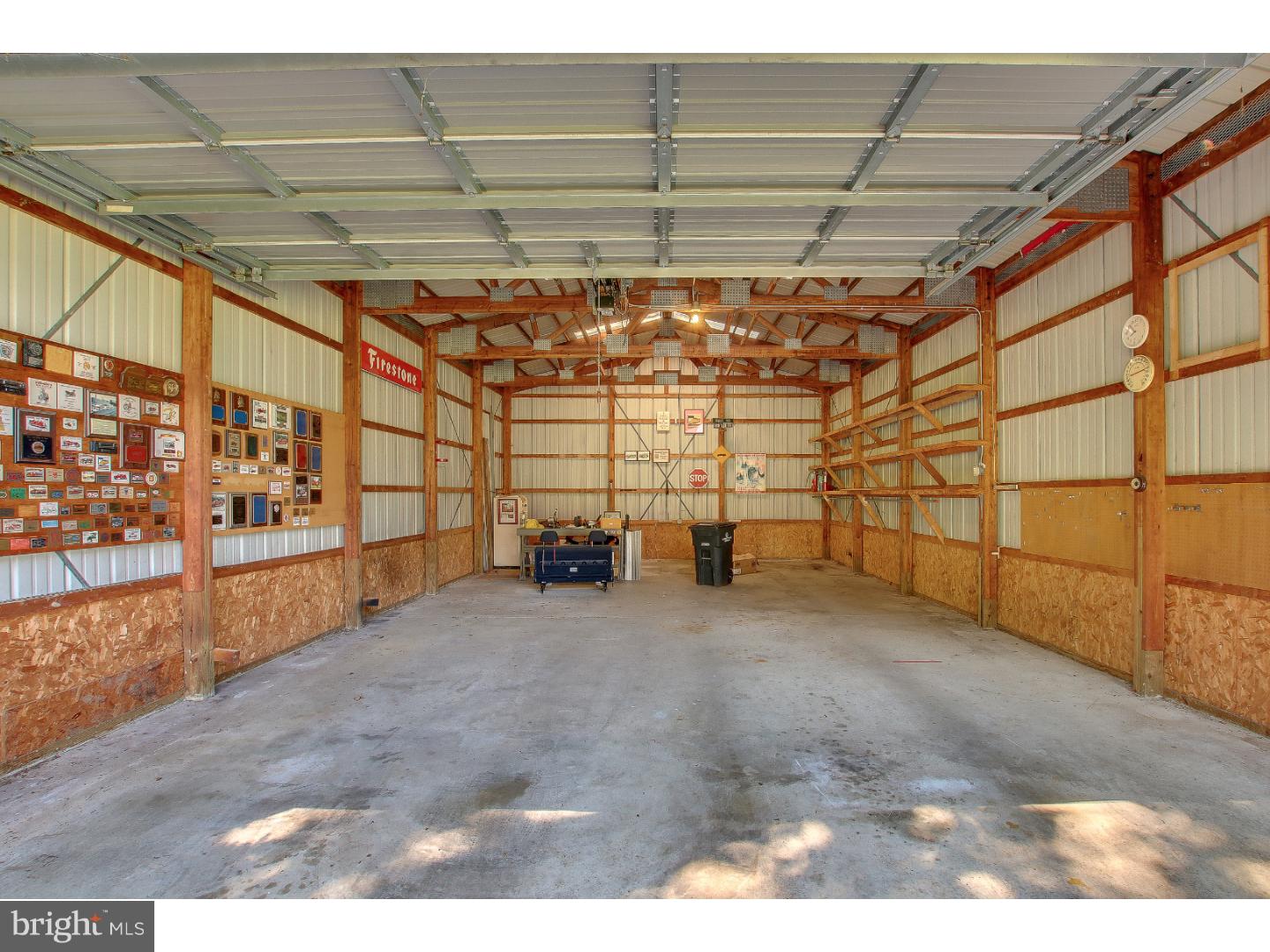 2434 Dale Road Huntingdon Valley, PA 19006 - Photo 15 of 15 Barn