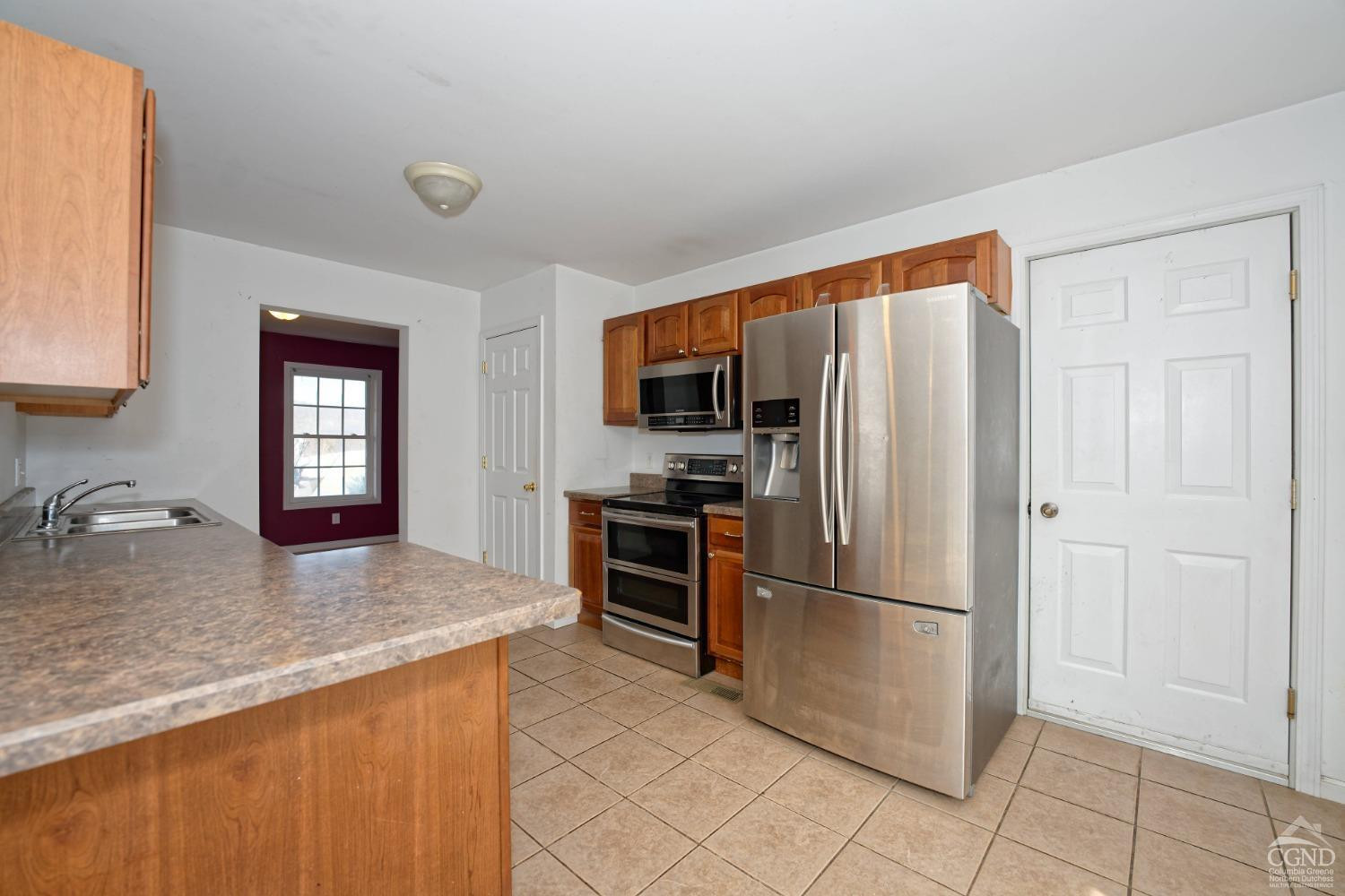 24 Laura Lane Ravena, NY 12143 - Photo 12 of 53 Photo 12