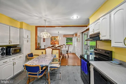 $899,900 | 380 Sycamore Mills Road, Media, PA 19063