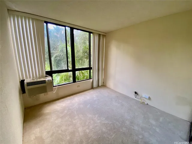 $2,000 | 5333 Likini Street, Unit 211, Honolulu, HI 96818