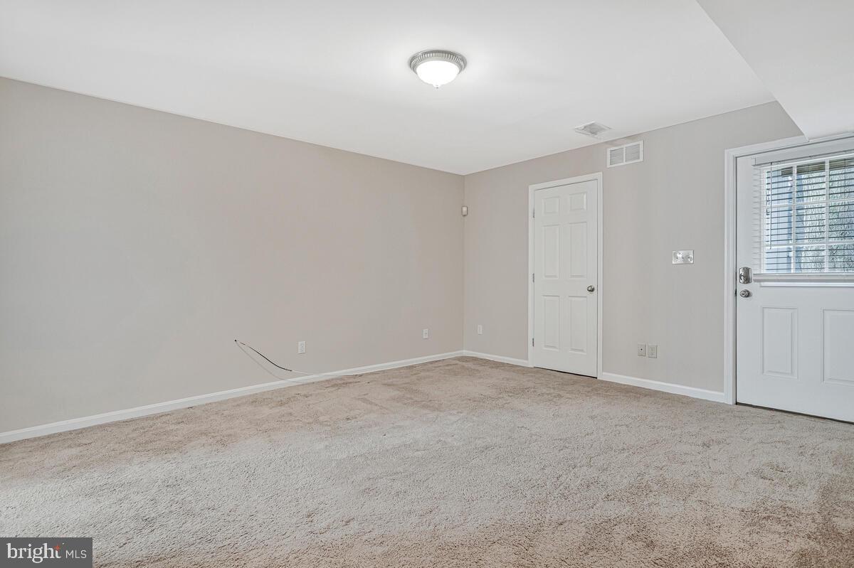 962 Main Street Deale, MD 20751 - Photo 24 of 54 a view of an empty room