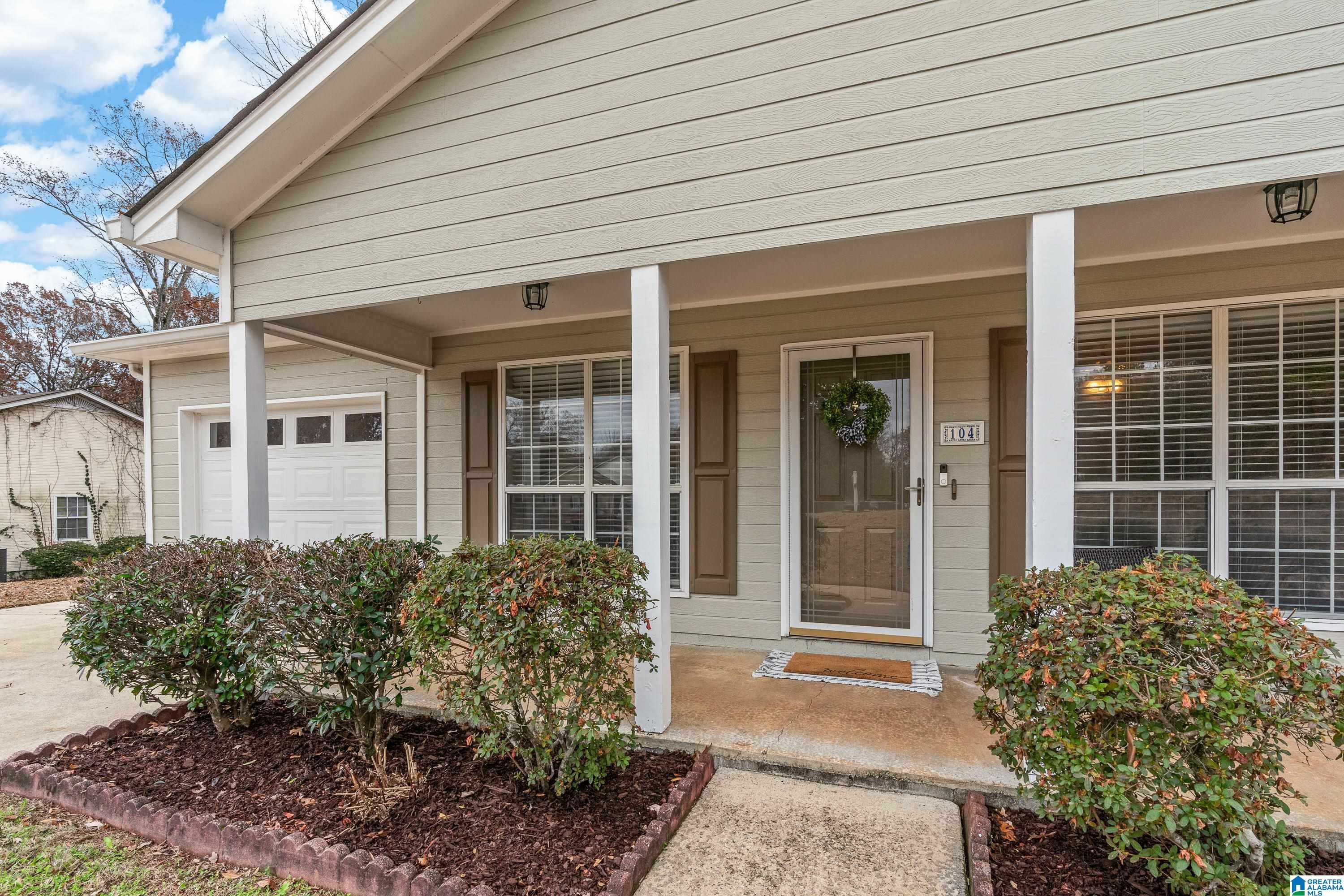 104 Willow Point Lane Alabaster, AL 35007 - Photo 2 of 25