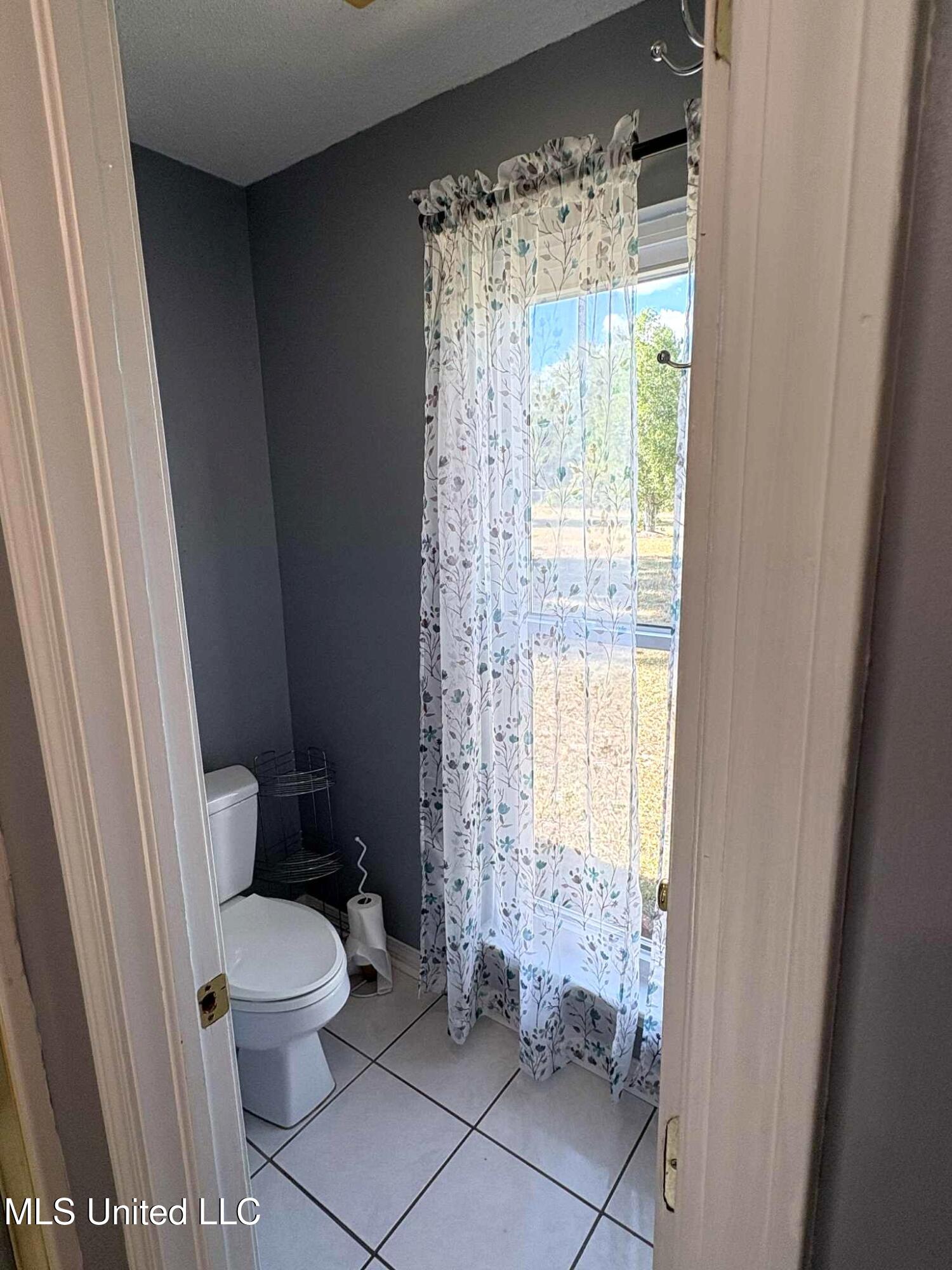 22473 Yankee Town Road Saucier, MS 39574 - Photo 29 of 67 7Primary Bathad