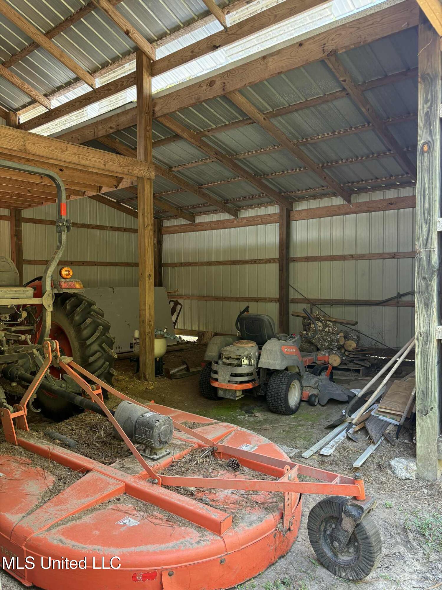 22473 Yankee Town Road Saucier, MS 39574 - Photo 55 of 67 14Barnad