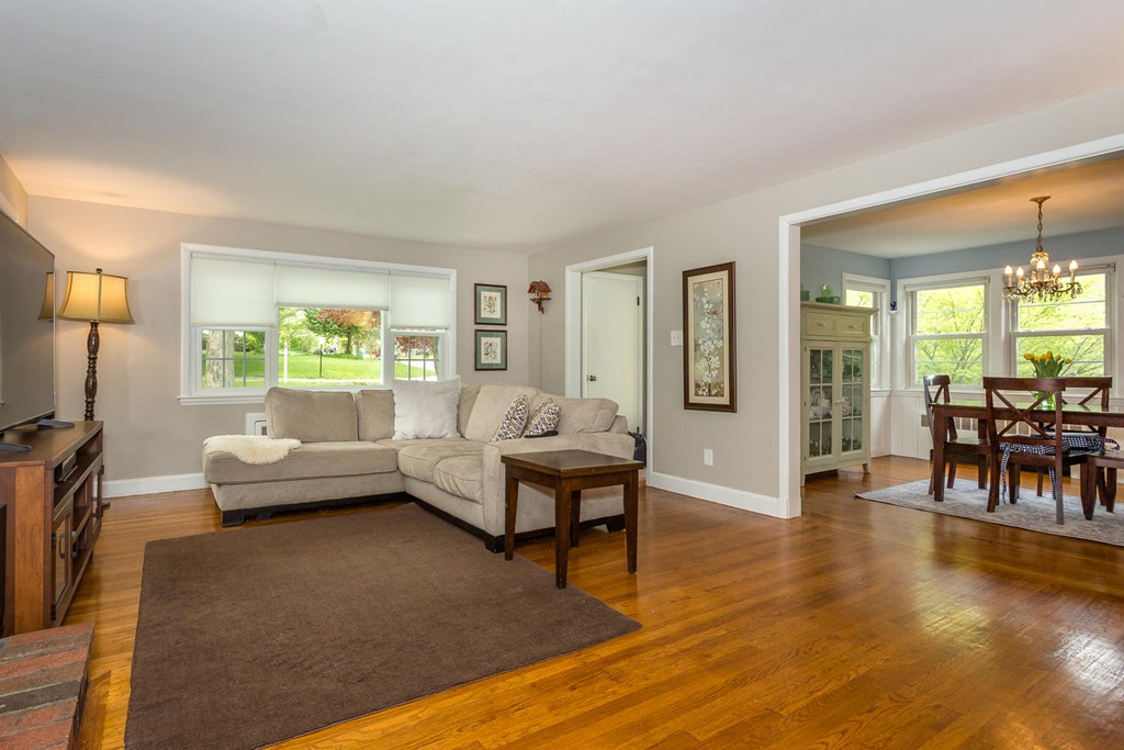 15 Greenbriar Road Canton, MA 02021 - Photo 5 of 14