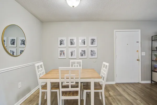 $2,200 | 1402 Camp Road, Unit 16F, Charleston, SC 29412