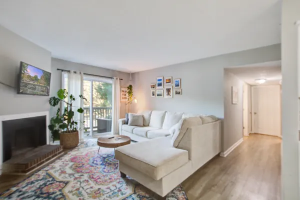 $2,200 | 1402 Camp Road, Unit 16F, Charleston, SC 29412