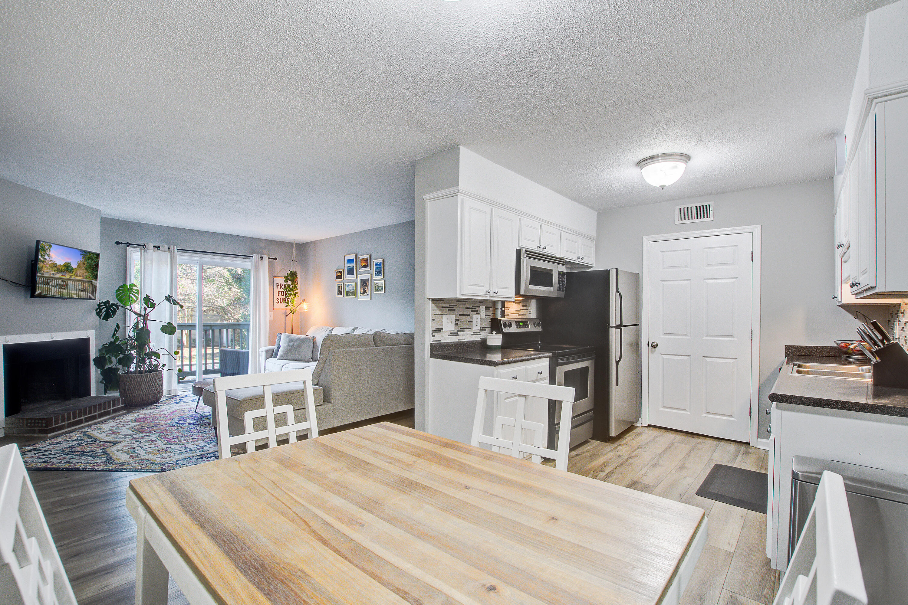 1402 Camp Road, Unit 16F Charleston, SC 29412 - Photo 2 of 31 1402 (11)