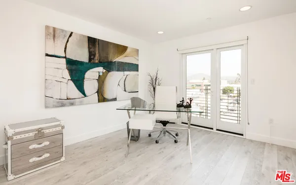 $5,250 | 118 South Kenwood Street, Unit 506, Glendale, CA 91205