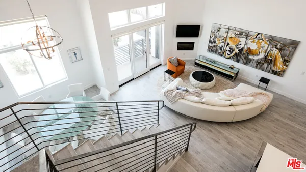 $5,250 | 118 South Kenwood Street, Unit 506, Glendale, CA 91205