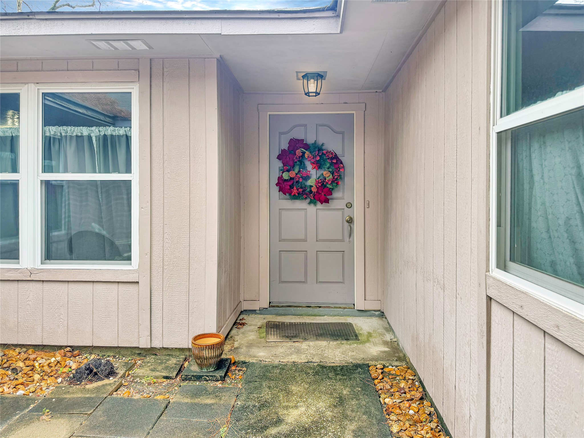 4831 Diehlwood Place Spring, TX 77388 - Photo 3 of 12 a view of room with window
