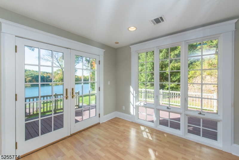 1 Brook Valley Terrace Kinnelon, NJ 07405 - Photo 14 of 39