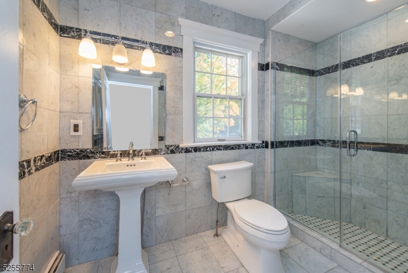 1 Brook Valley Terrace Kinnelon, NJ 07405 - Photo 20 of 39