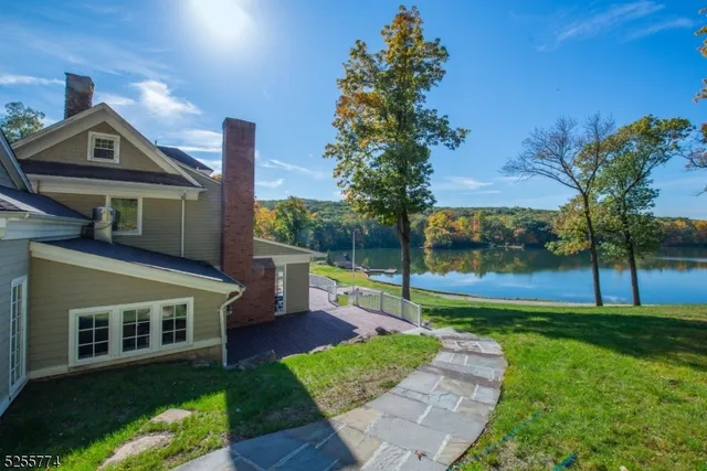 $3,295,000 | 1 Brook Valley Terrace, Kinnelon, NJ 07405