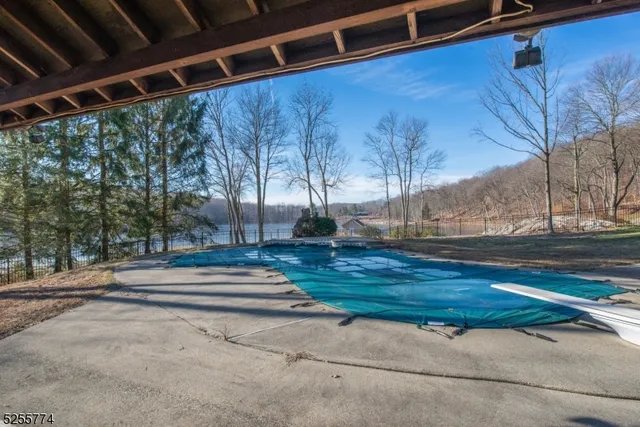 $3,295,000 | 1 Brook Valley Terrace, Kinnelon, NJ 07405