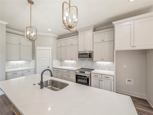 $445,000 | 15274 County Road 1100, Tyler, TX 75703