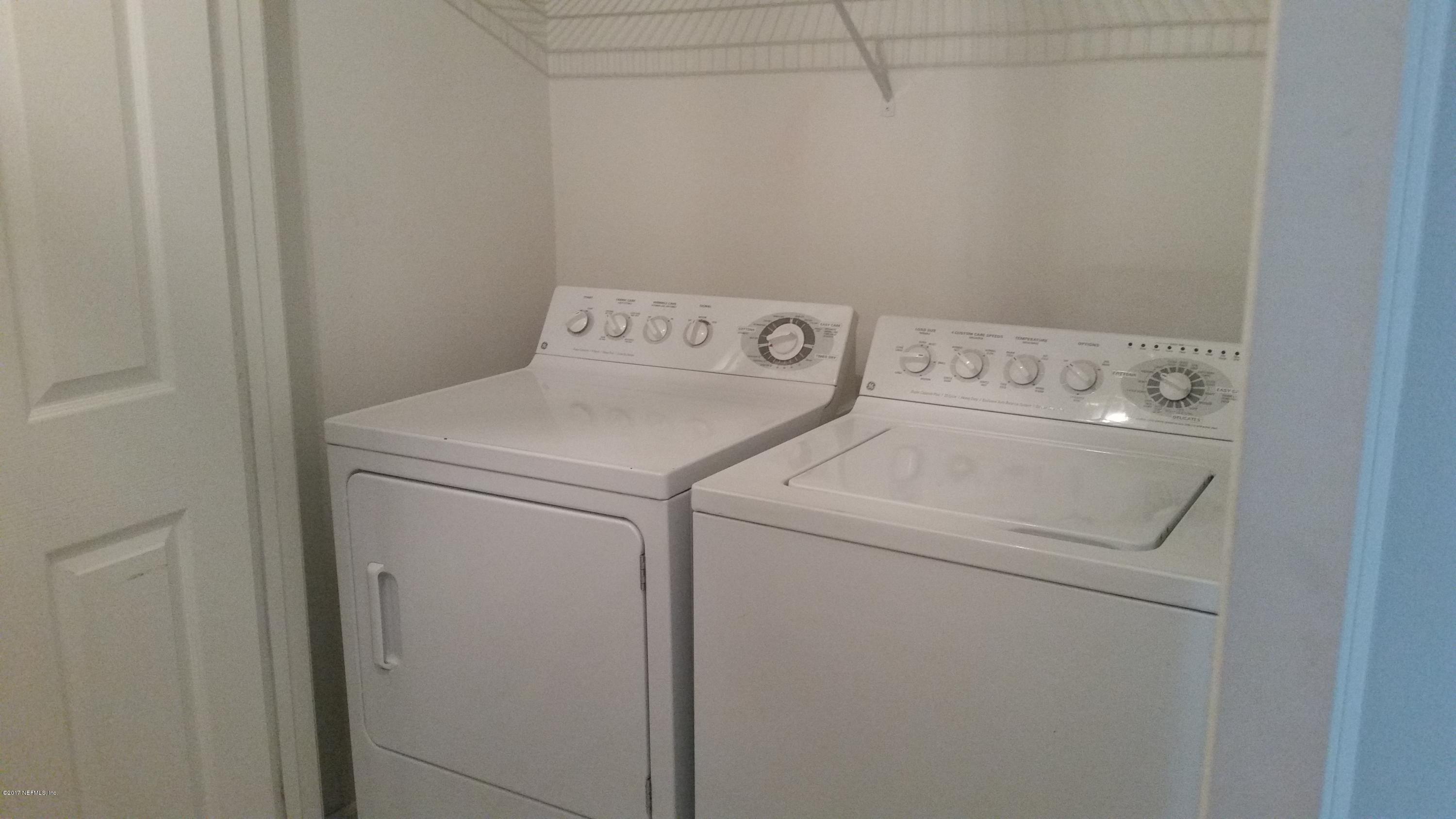 10550 Baymeadows Road, Unit 609 Jacksonville, FL 32256 - Photo 3 of 14 laundry