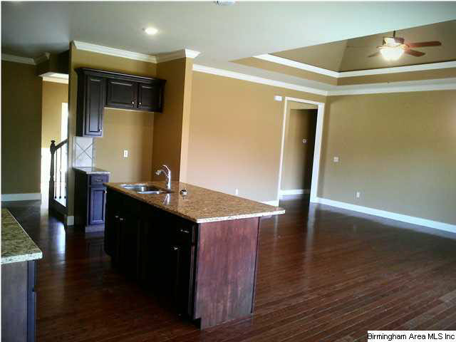 402 Village Place Pelham, AL 35124 - Photo 4 of 7
