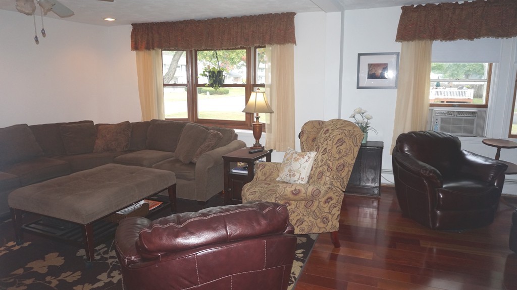 59-61 Tulsa Street Springfield, MA 01118 - Photo 6 of 19 Gallery Image 6