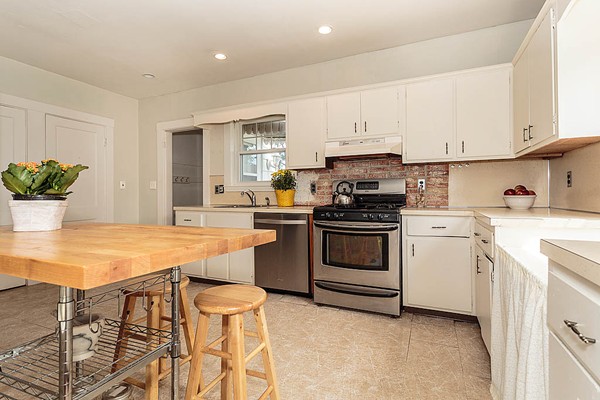 6 Hurd Road Belmont, MA 02478 - Photo 5 of 11 Gallery Image 5